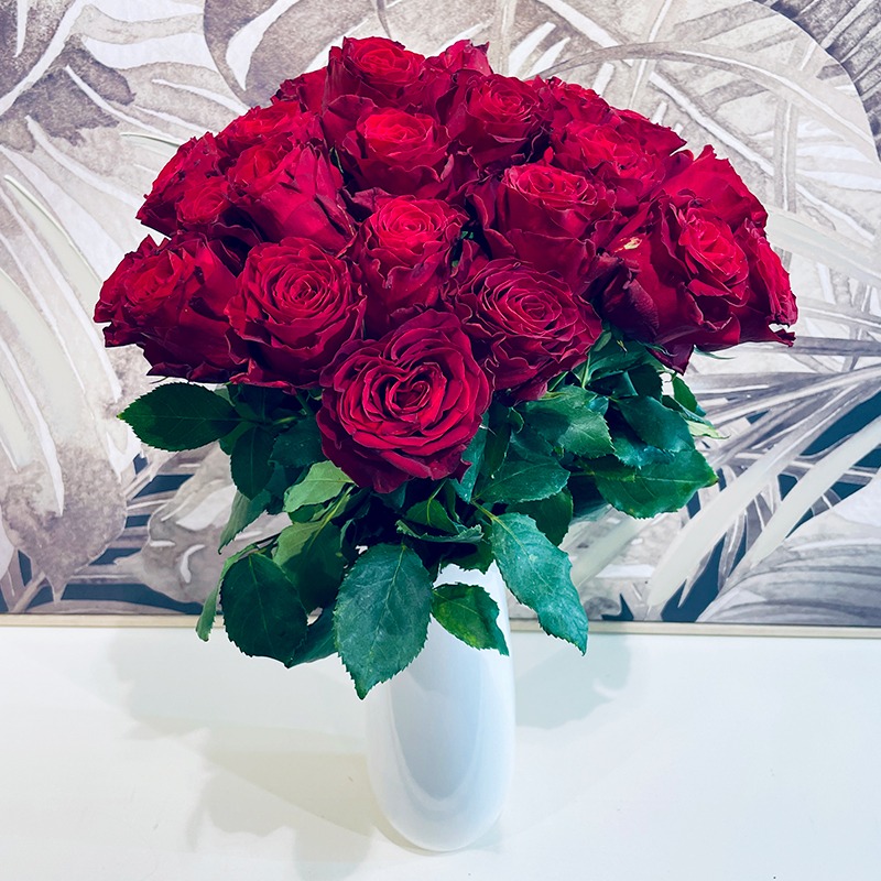 Symphonie de roses - Rouge baiser - Bouquet de Roses Rouges - Plus de Fleurs