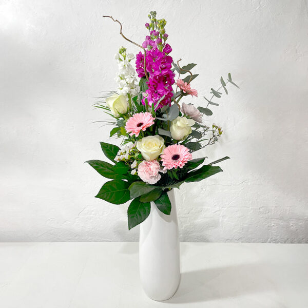 subtil bouquet en hauteur rose giroflée